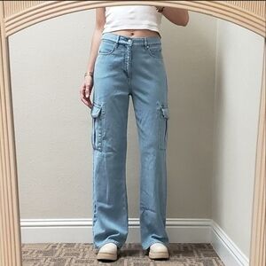 LOFT Made and Loved Wide Leg Cargo Light Wash Denim Pants Size 26 / 2